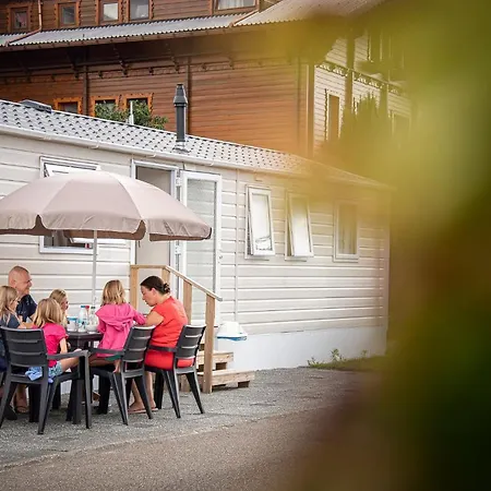 Vakantiepark Wilhelm Tell Superieur Chalet Opglabbeek Exterior photo
